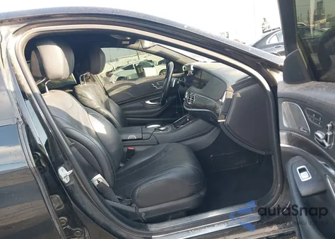 2015 Mercedes-Benz S 550 z USA, uszkodzony, nr VIN WDDUG8CB1FA194071